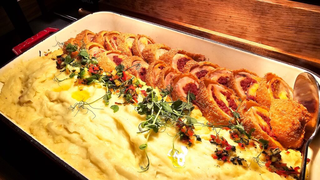 ReUnion Canopy by Hilton Zagreb