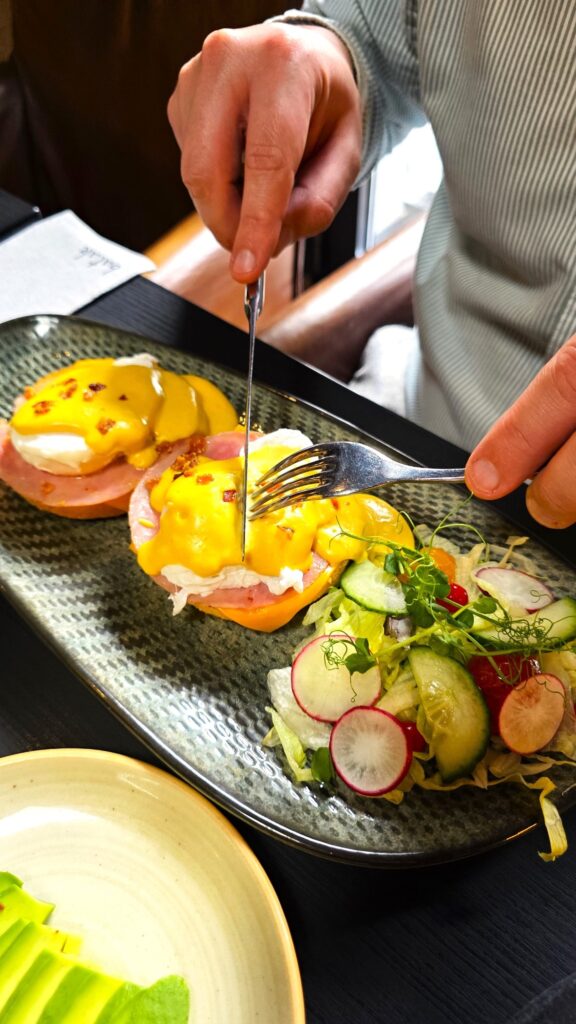 Eggs Benedict Zagreb